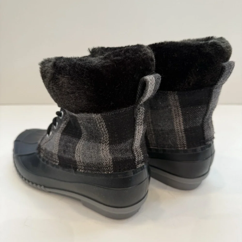 Duck Boots Womens Waterproof Winter Boots Quilted Snow Black Gray‎ Plaid Size 7